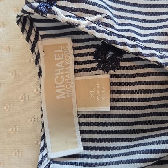 Michael Kors Cold Shoulder Top - Picture 2 of 3